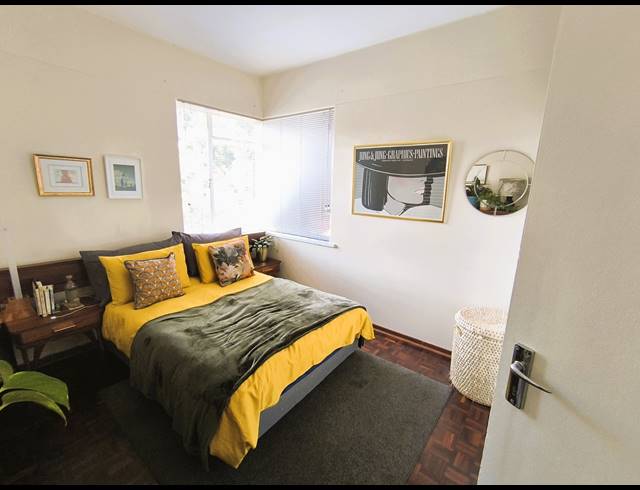 1 bed property to rent in PARKTOWN NORTH